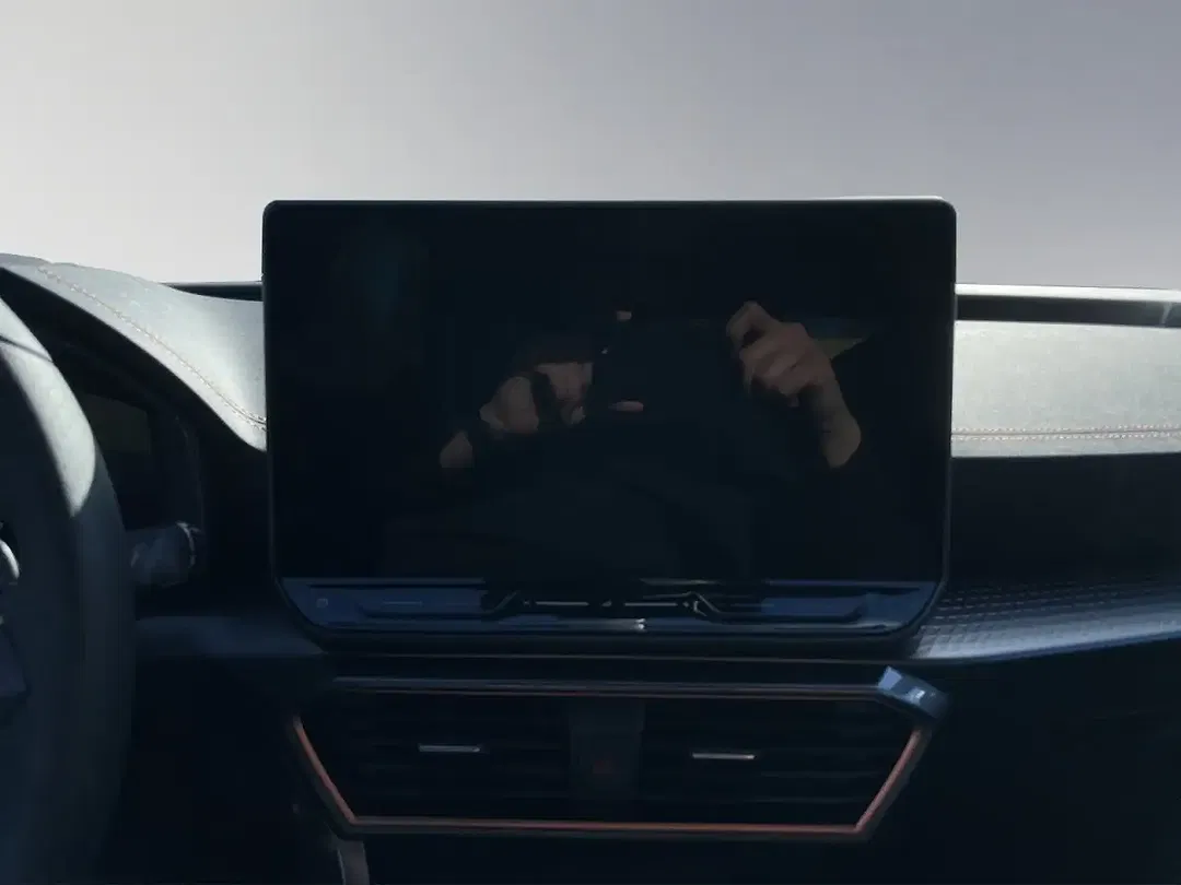 CUPRA Leon 1.5 eTSI DSG Sportstourer - Thumbnail 14
