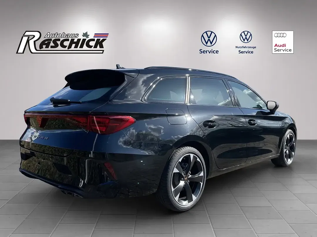 CUPRA Leon 1.5 eTSI DSG Sportstourer - Thumbnail 4