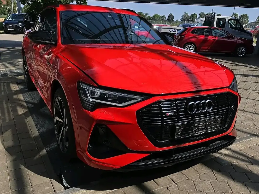 Audi e-tron 55 Sportback S line - Thumbnail 4