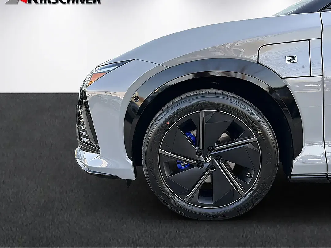 Lexus RZ DIRECT4 F SPORT - Thumbnail 4