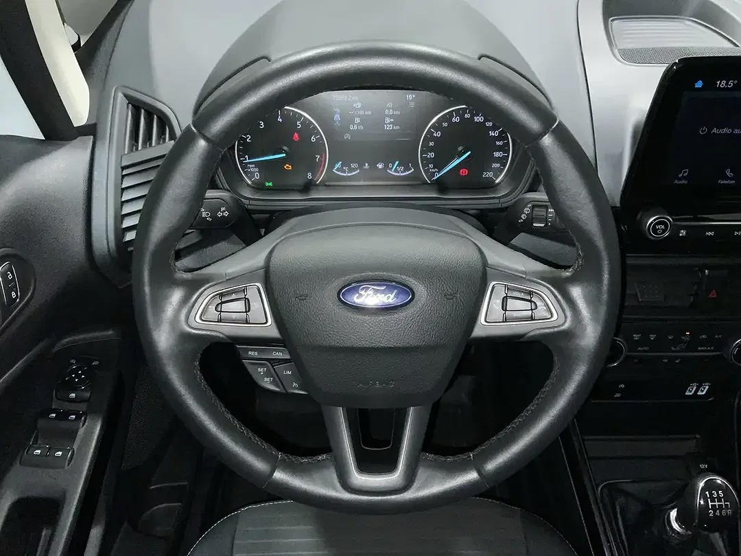 Ford EcoSport Titanium - Thumbnail 13