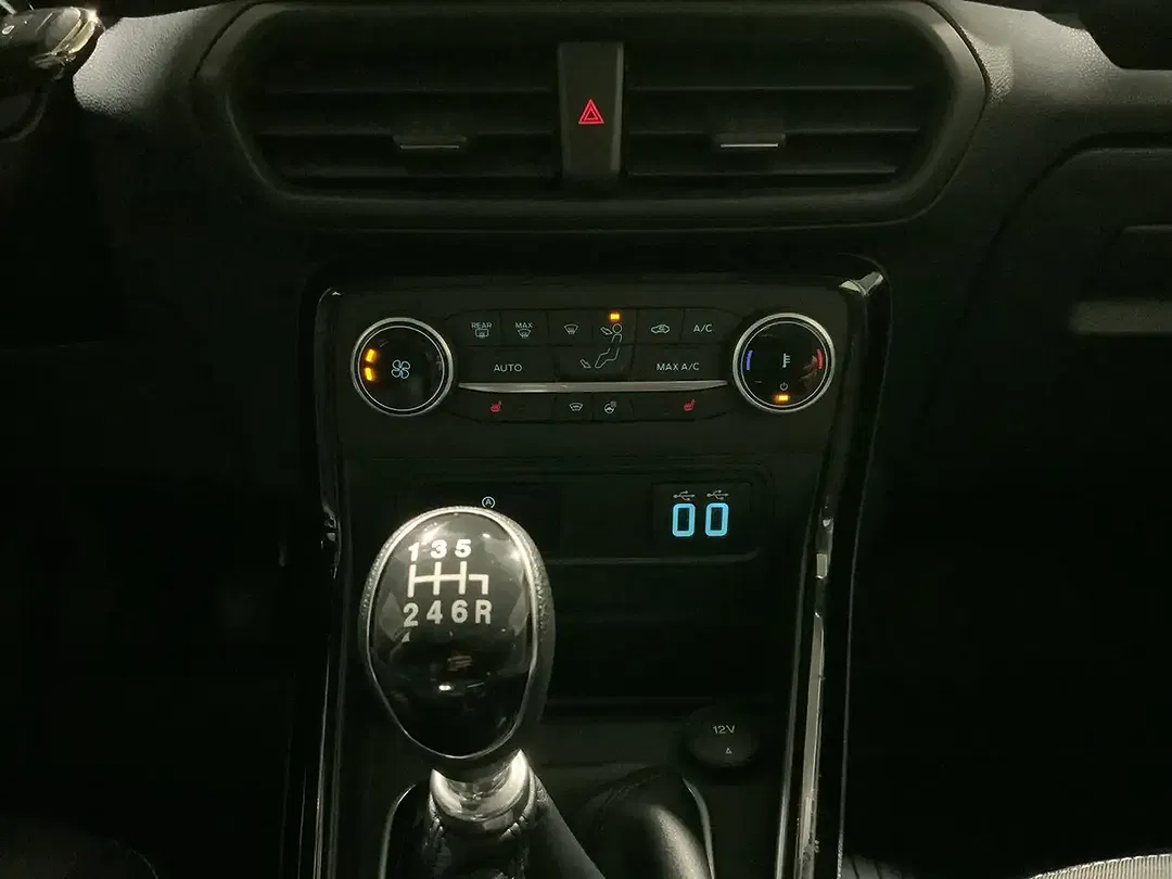 Ford EcoSport Titanium - Thumbnail 14