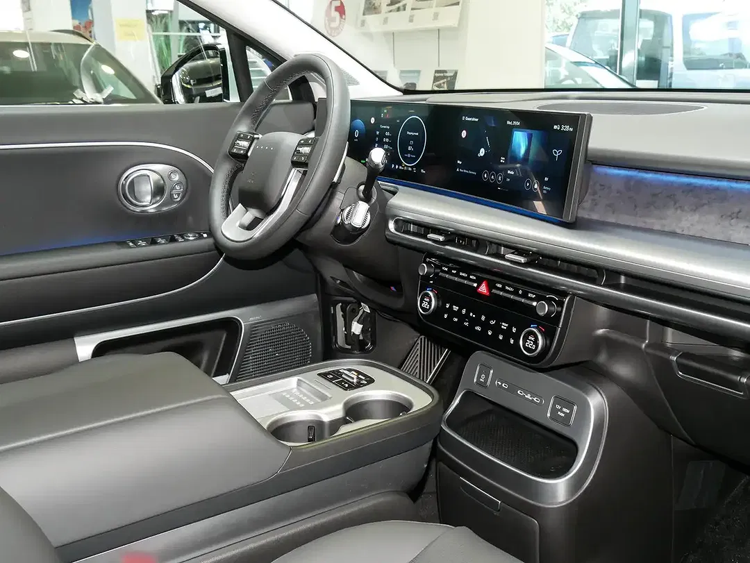 Hyundai IONIQ 9 4WD UNIQ - Thumbnail 3