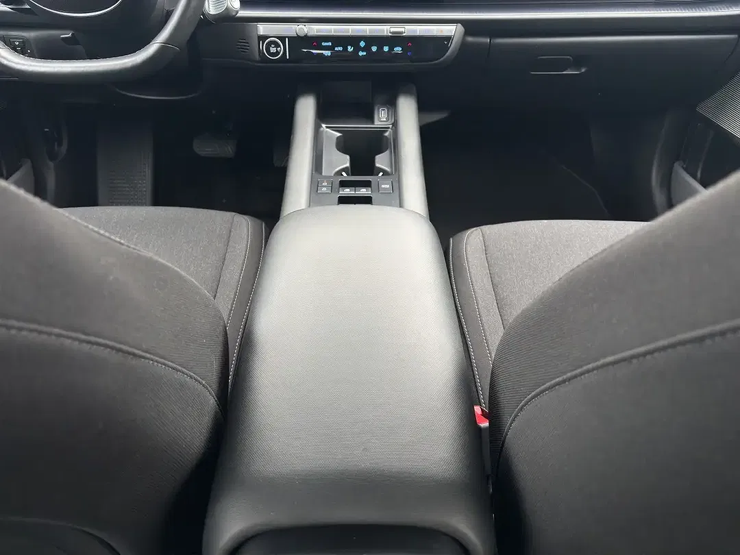 Hyundai IONIQ 6 Basis - Thumbnail 11