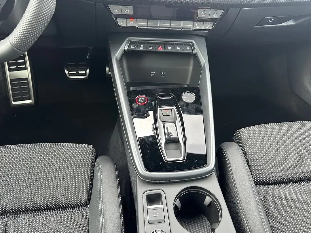 Audi S3 TFSI S tronic - foto 14