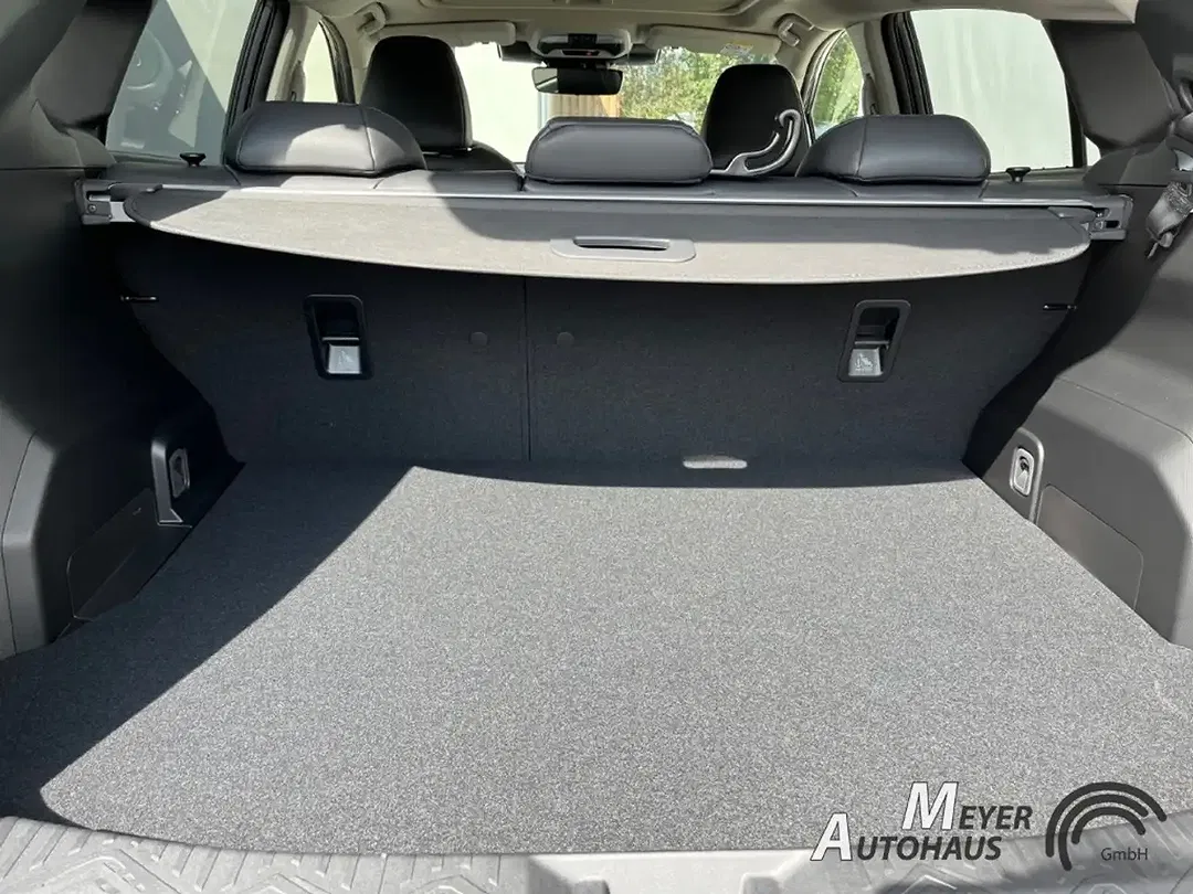 Subaru Impreza 2.0 Platinum - Thumbnail 4