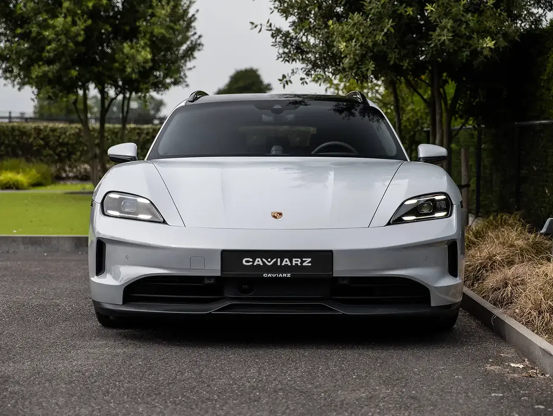 Porsche Taycan S/T - Thumbnail 4