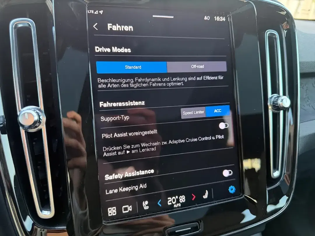 Volvo C40 EV Recharge Plus - foto 15
