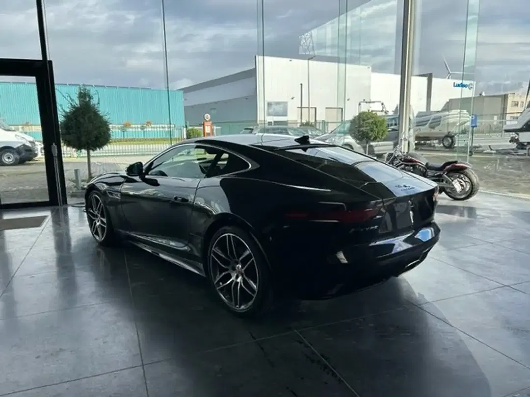 Jaguar F-Type P300 2.0 R-Dynamic - Thumbnail 4
