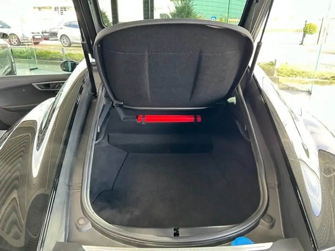 Jaguar F-Type P300 2.0 R-Dynamic - Thumbnail 7