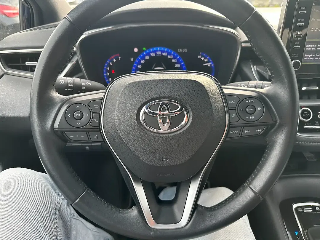 Toyota Corolla - Thumbnail 21