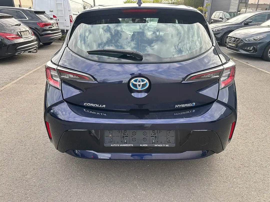 Toyota Corolla - Thumbnail 5