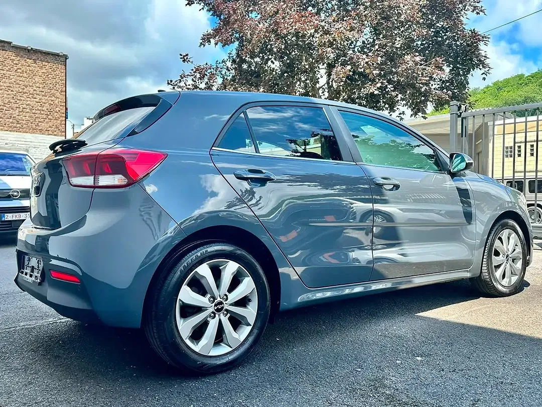 Kia Rio 1.5 - Thumbnail 10