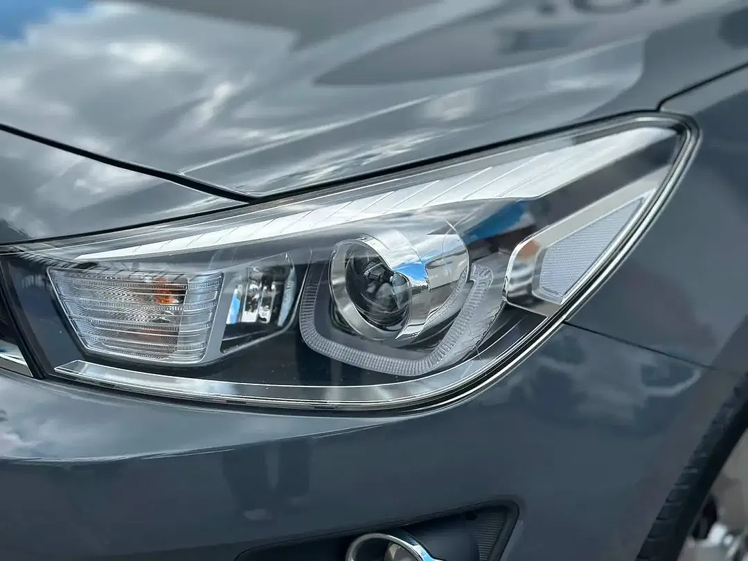 Kia Rio 1.5 - Thumbnail 4