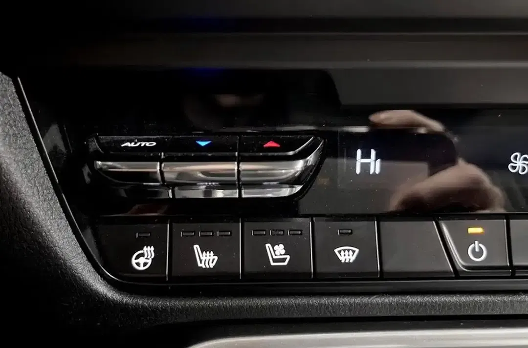 Mazda CX-60 AWD Hybrid Exclusive-Line - Thumbnail 12