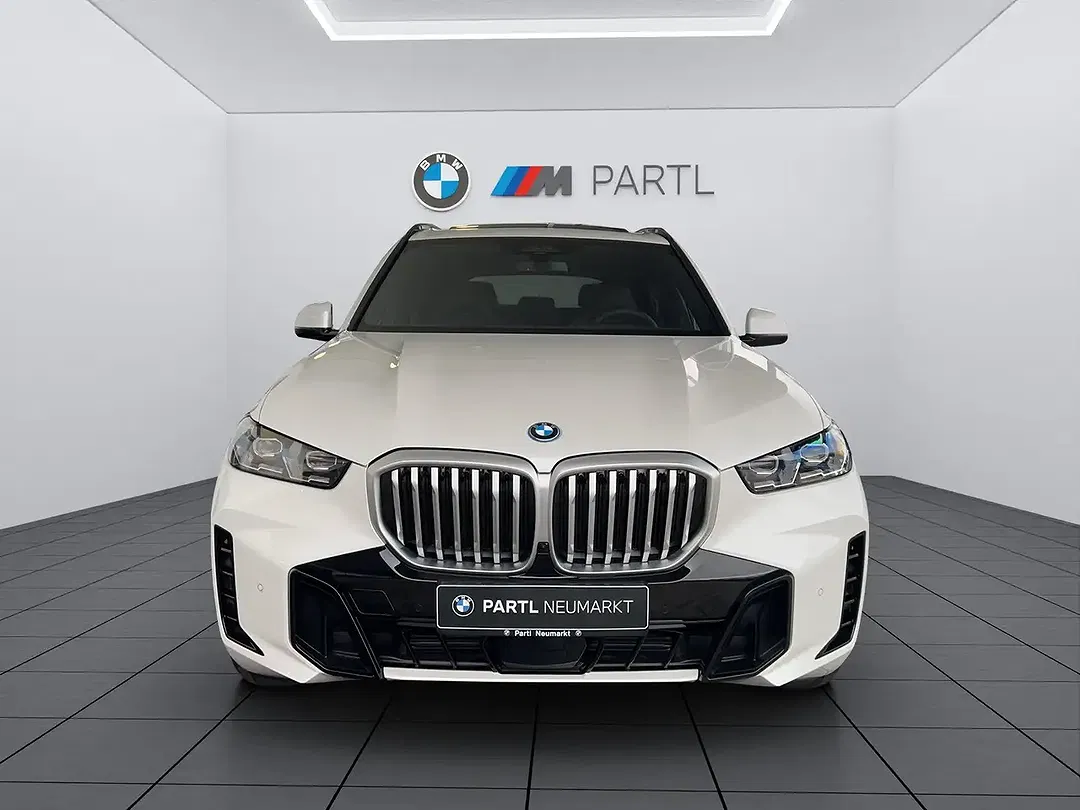 BMW X5 xDrive M Sport - Thumbnail 2