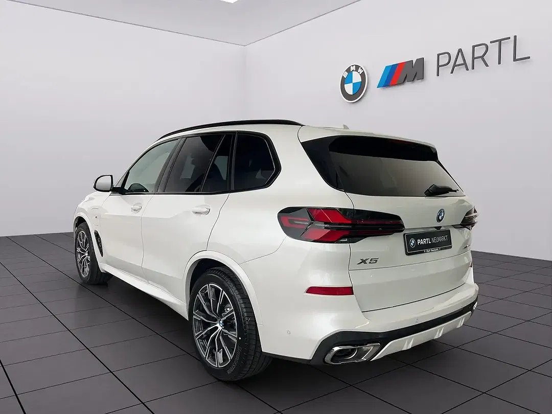 BMW X5 xDrive M Sport - Thumbnail 3