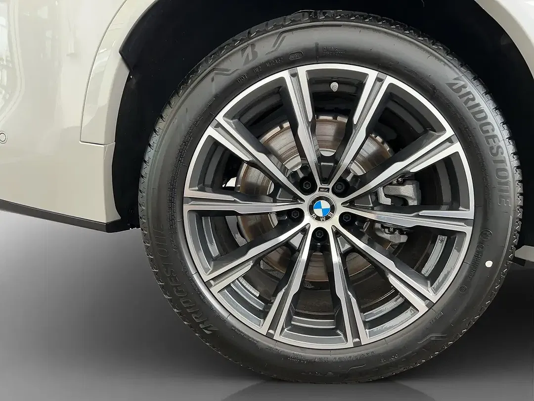 BMW X5 xDrive M Sport - Thumbnail 5