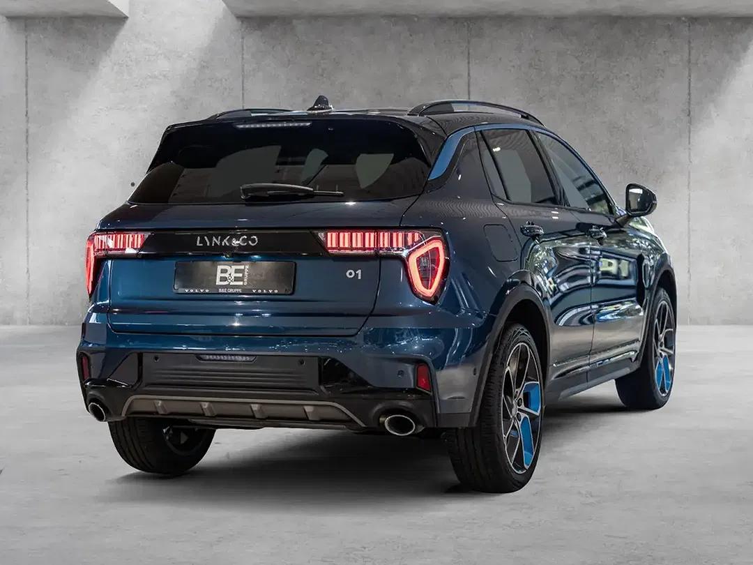 Lynk & Co 01 - Thumbnail 3