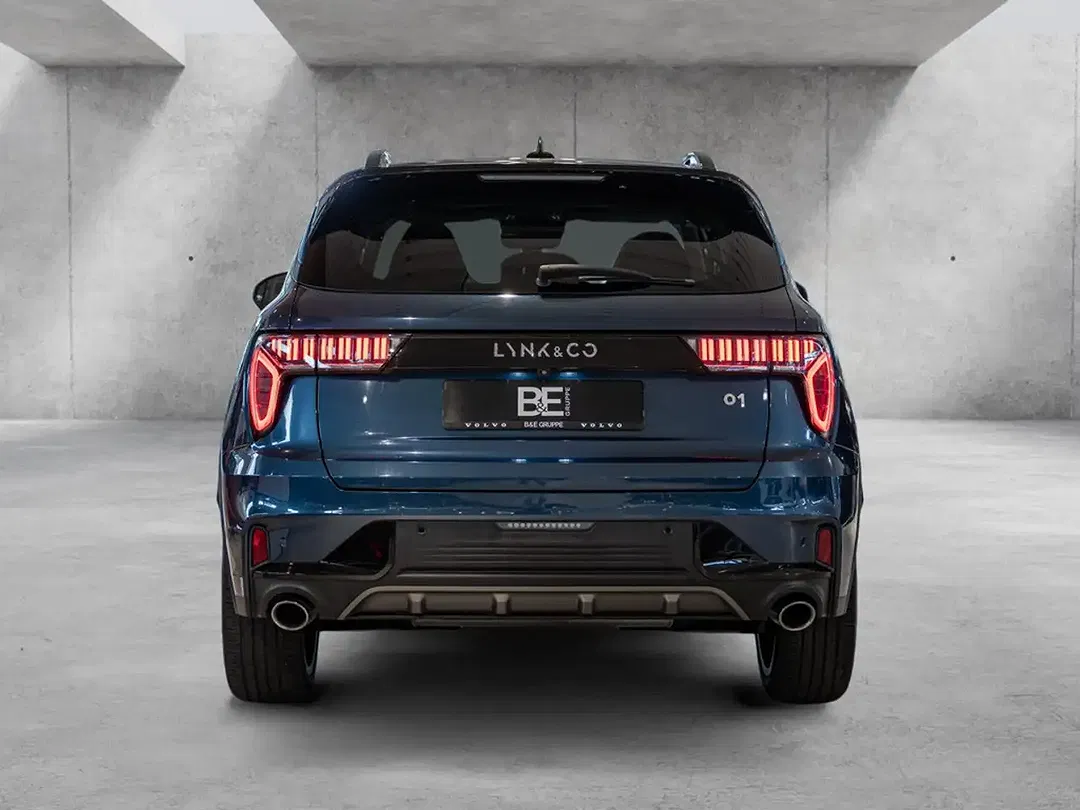 Lynk & Co 01 - Thumbnail 4