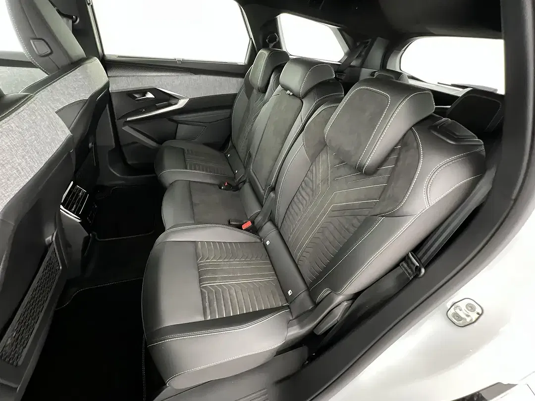 Peugeot 5008 210 GT - Thumbnail 8