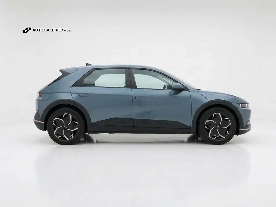 Hyundai IONIQ 5 - Thumbnail 3