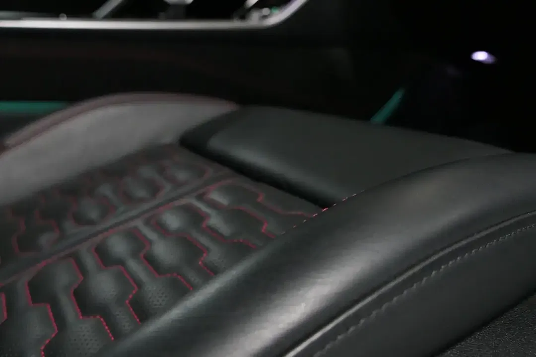 Audi RS6 Avant - Thumbnail 14