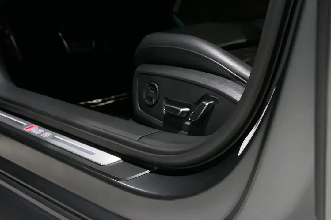 Audi RS6 Avant - foto 15