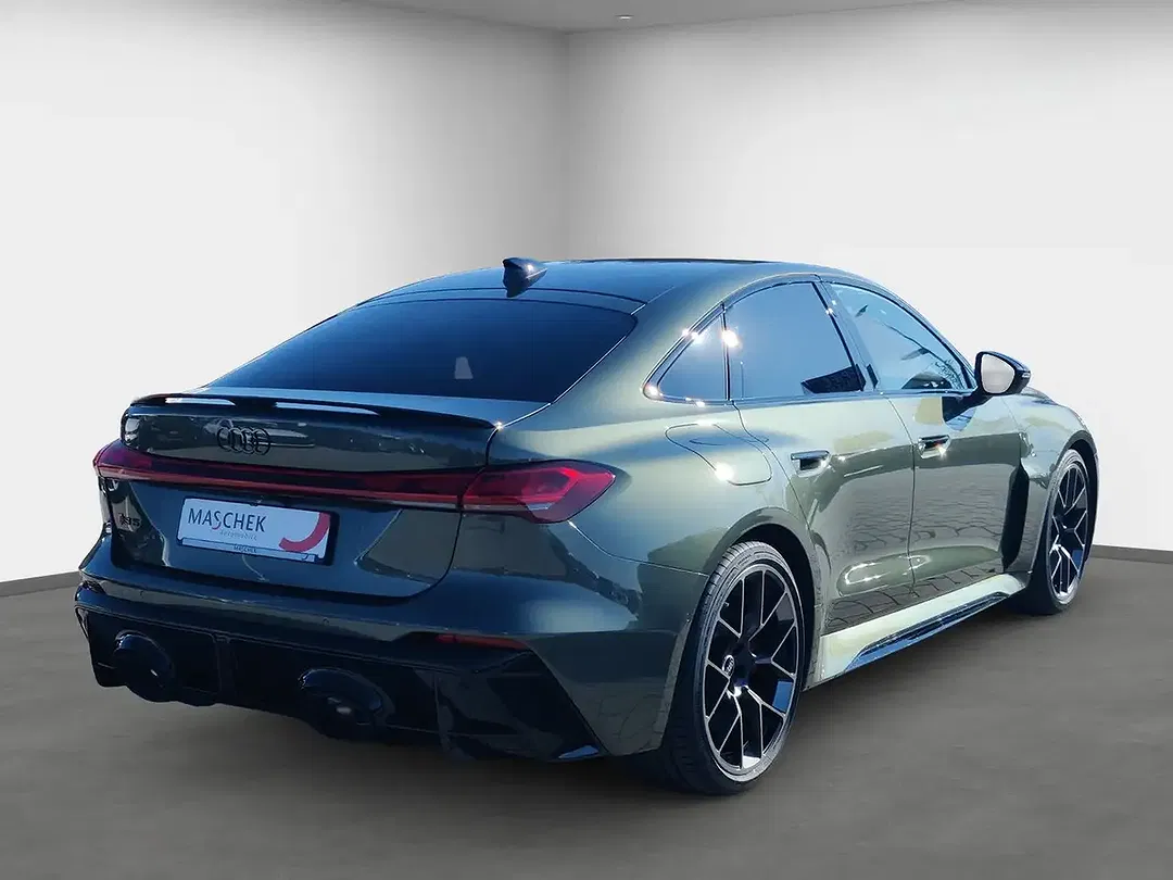 Audi RS5 - Thumbnail 5