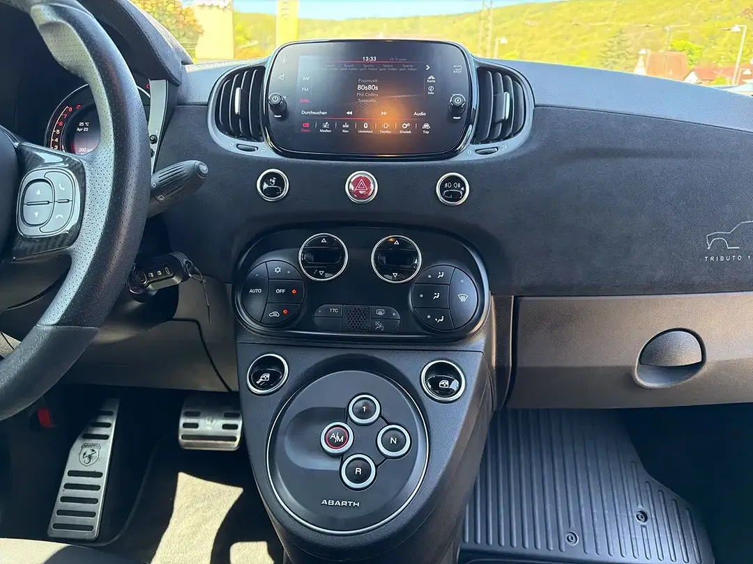 Abarth 695 - Thumbnail 6