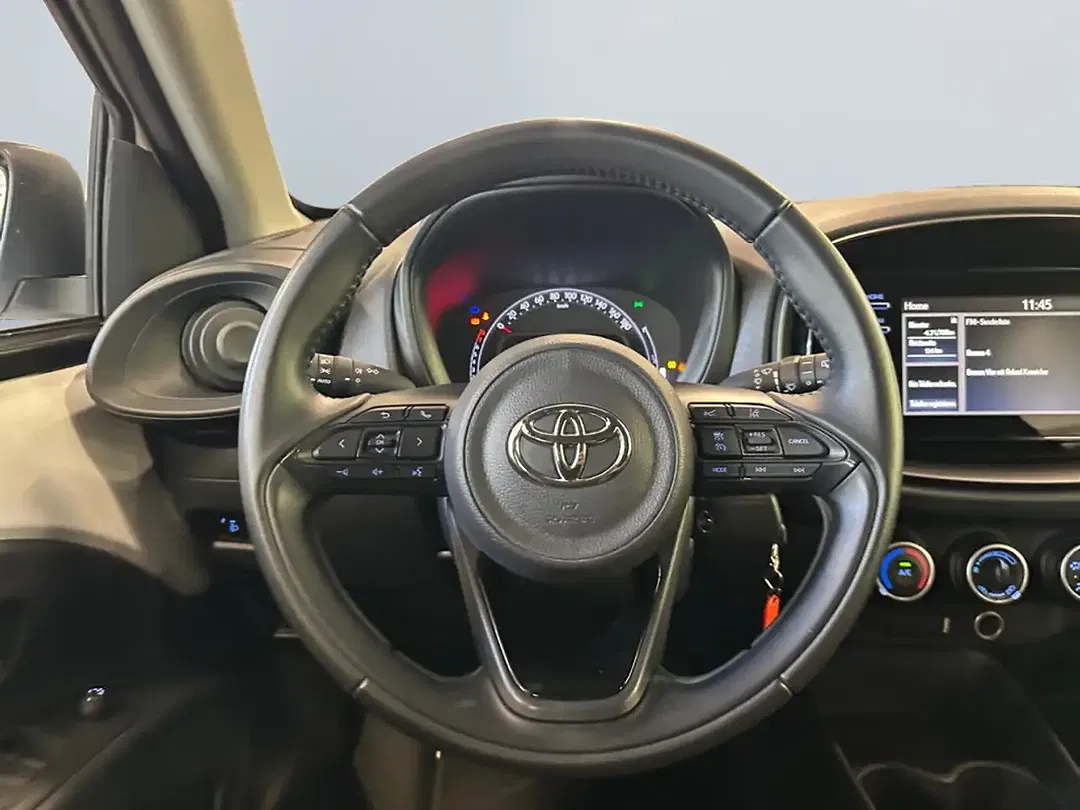 Toyota Aygo X - Thumbnail 10