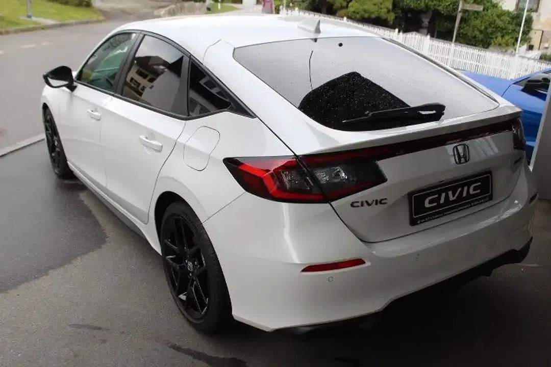Honda Civic 2.0 Hybrid Sport - Thumbnail 9
