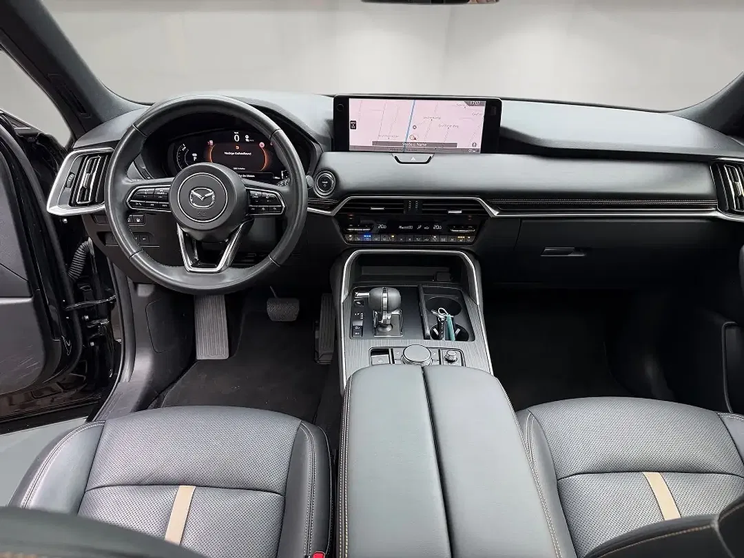 Mazda CX-80 PHEV Homura Plus - Thumbnail 10