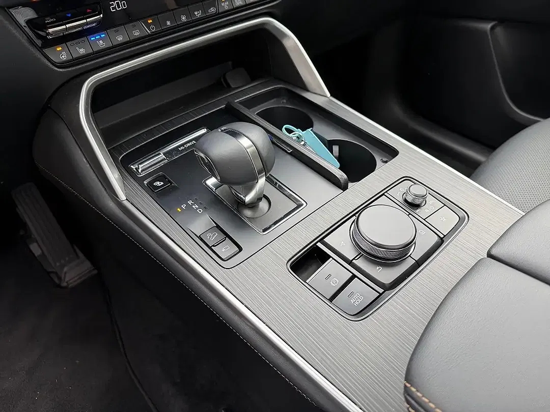 Mazda CX-80 PHEV Homura Plus - Thumbnail 15