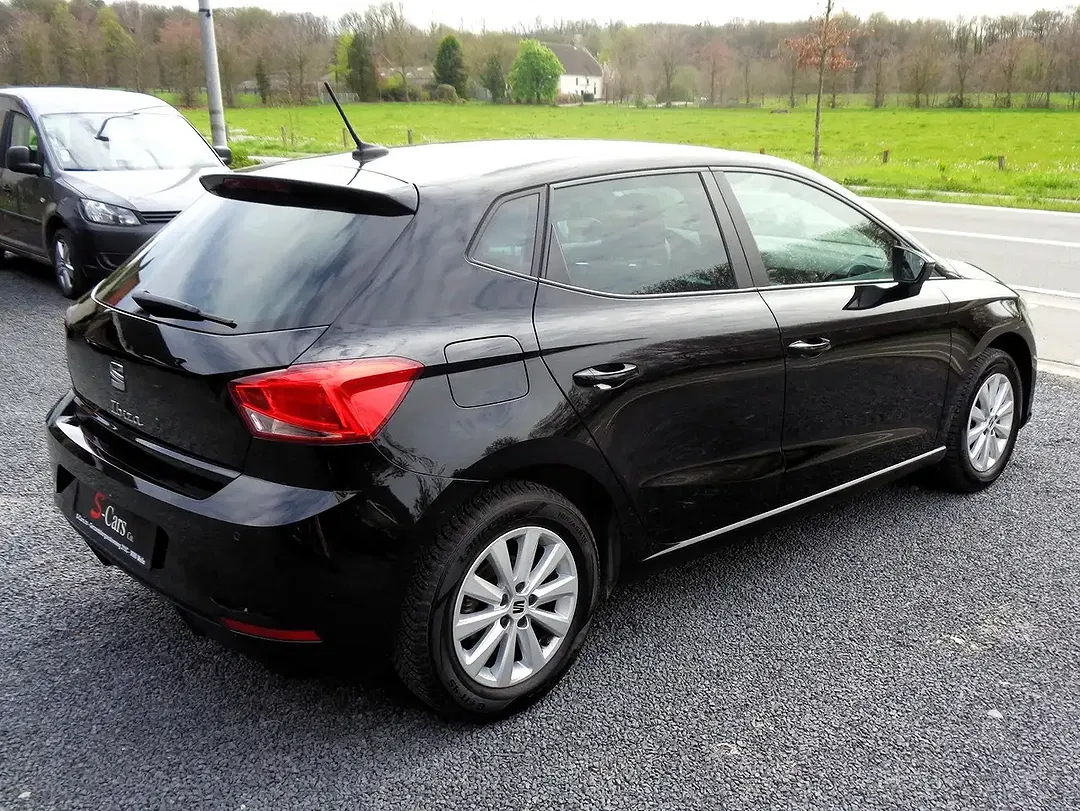 SEAT Ibiza - Thumbnail 4