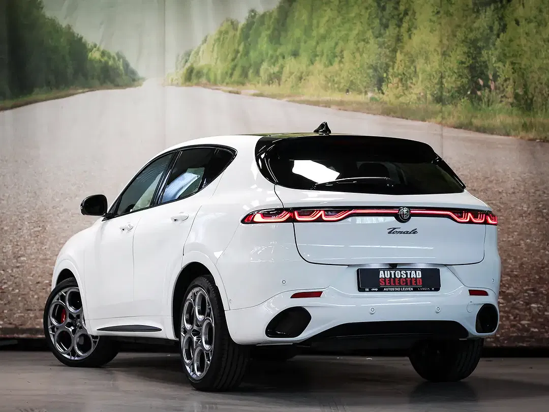Alfa Romeo Tonale Tributo Italiano - Thumbnail 3