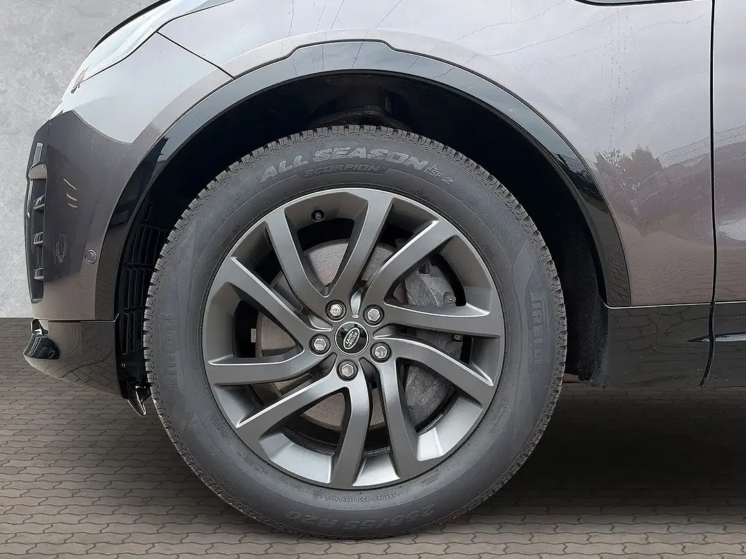 Land Rover Discovery R-Dynamic HSE - Thumbnail 9