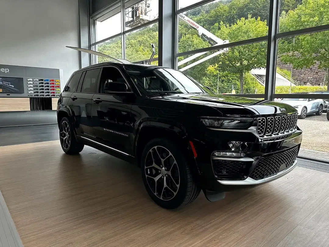 Jeep Grand Cherokee 4xe Summit - foto 1
