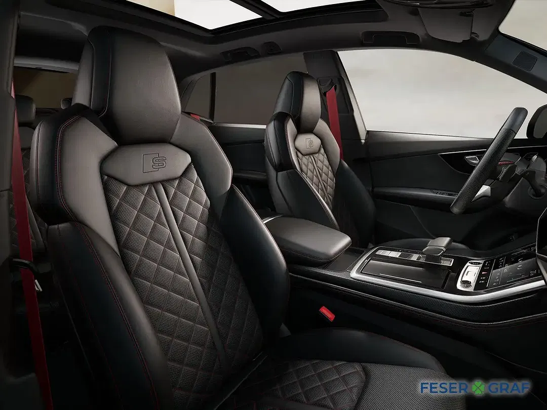 Audi Q8 S line - Thumbnail 5