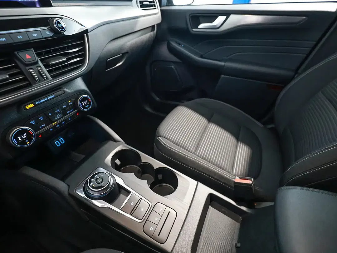 Ford Kuga 2.5 PHEV Titanium - Thumbnail 15