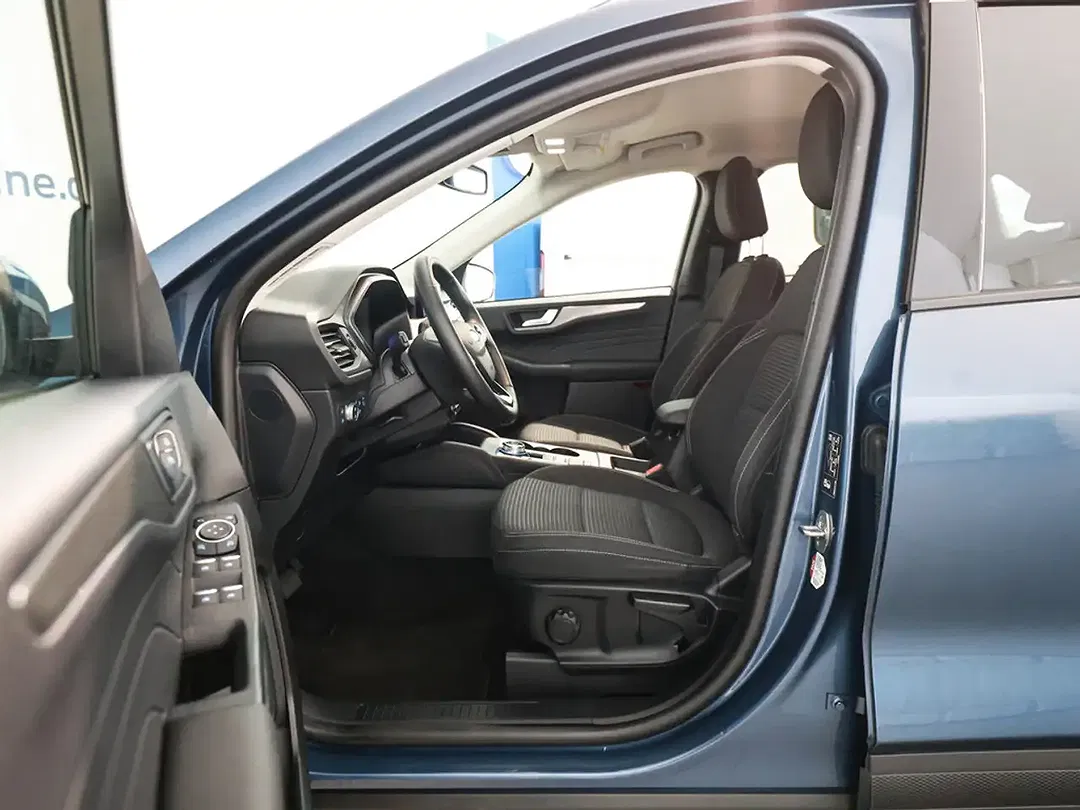 Ford Kuga 2.5 PHEV Titanium - Thumbnail 8