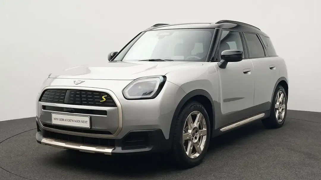 MINI Countryman SE All4 Favoured Trim - foto 1