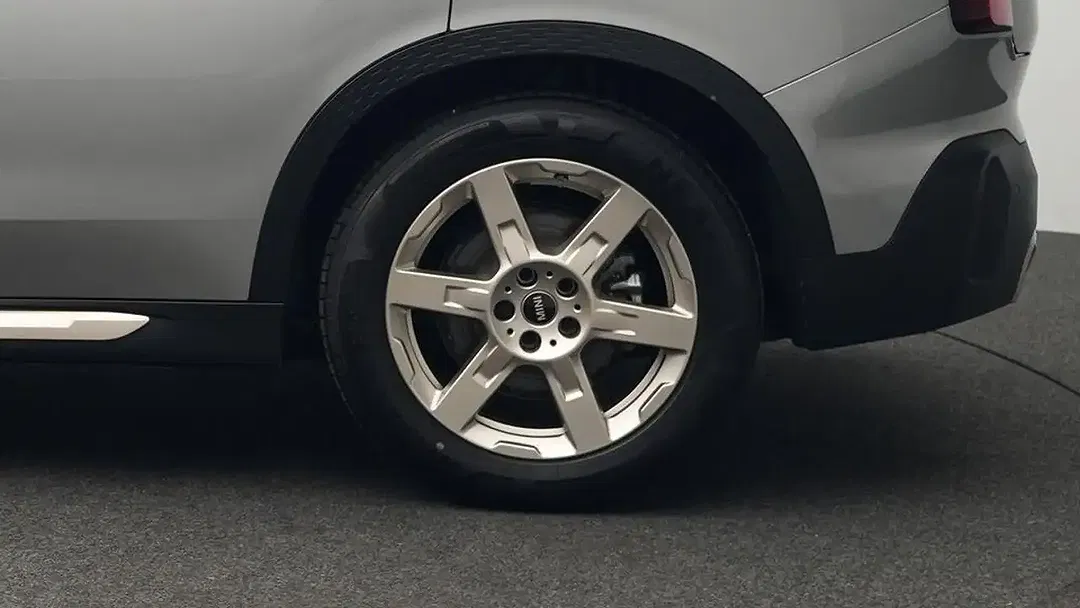 MINI Countryman SE All4 Favoured Trim - Thumbnail 11