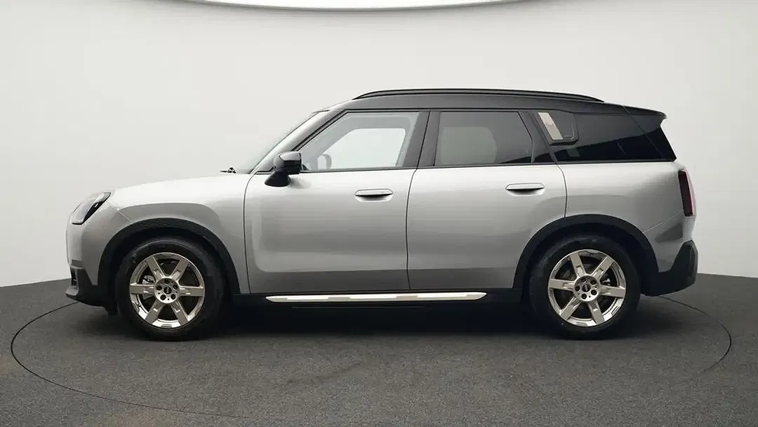 MINI Countryman SE All4 Favoured Trim - foto 2