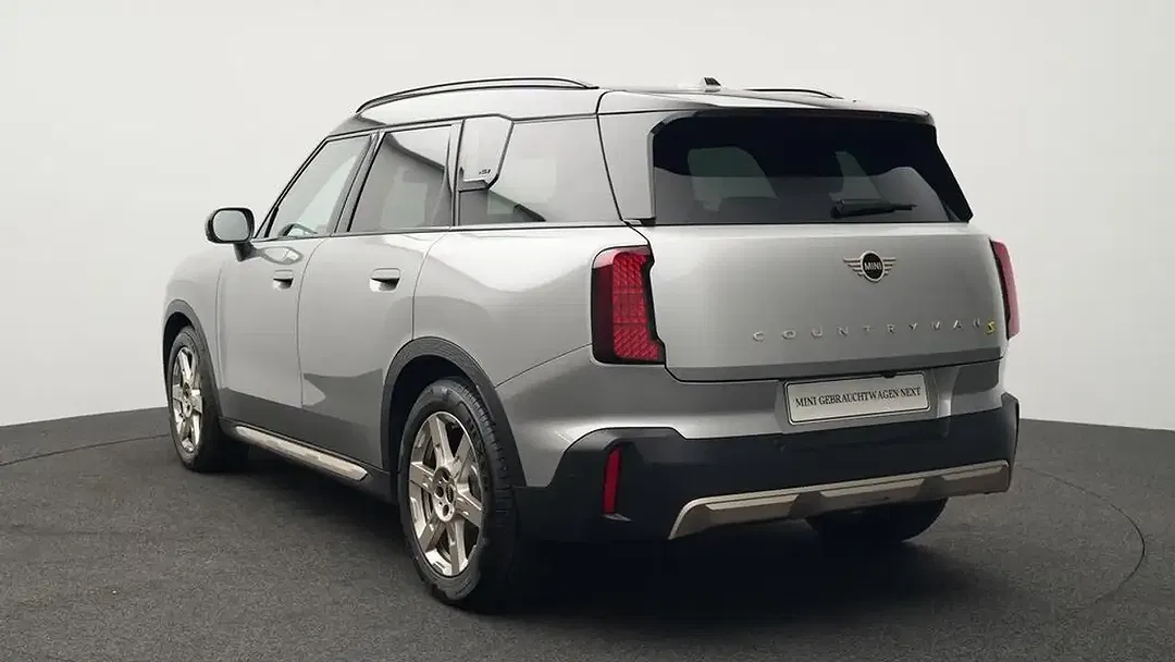 MINI Countryman SE All4 Favoured Trim - Thumbnail 4