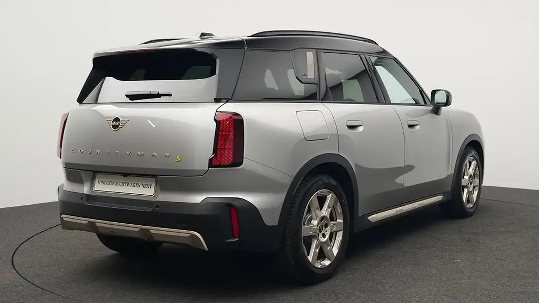 MINI Countryman SE All4 Favoured Trim - Thumbnail 5