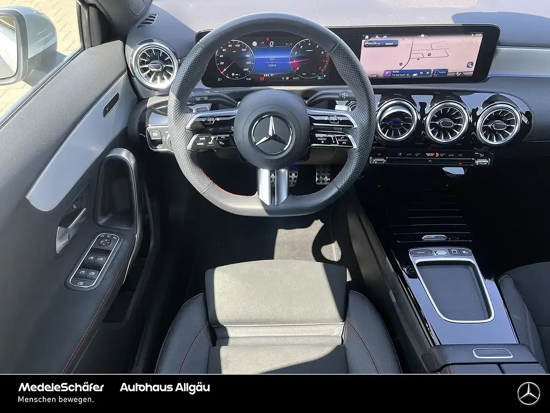 Mercedes-Benz A 180 AMG - Thumbnail 12