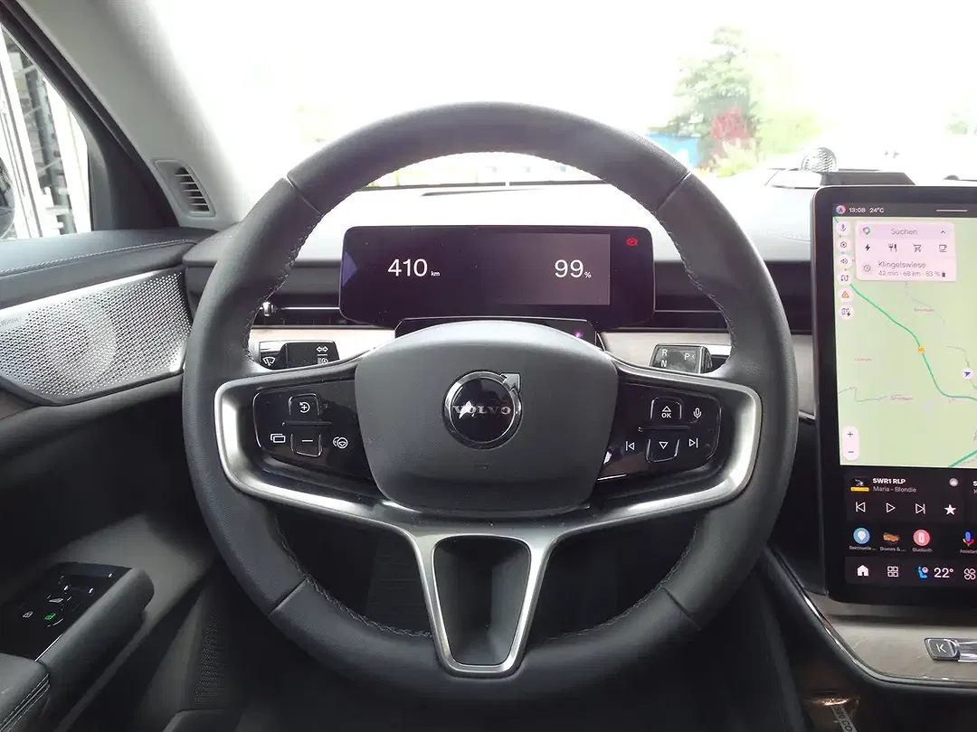 Volvo ES90 Single Motor Extended Range Ultra - Thumbnail 11