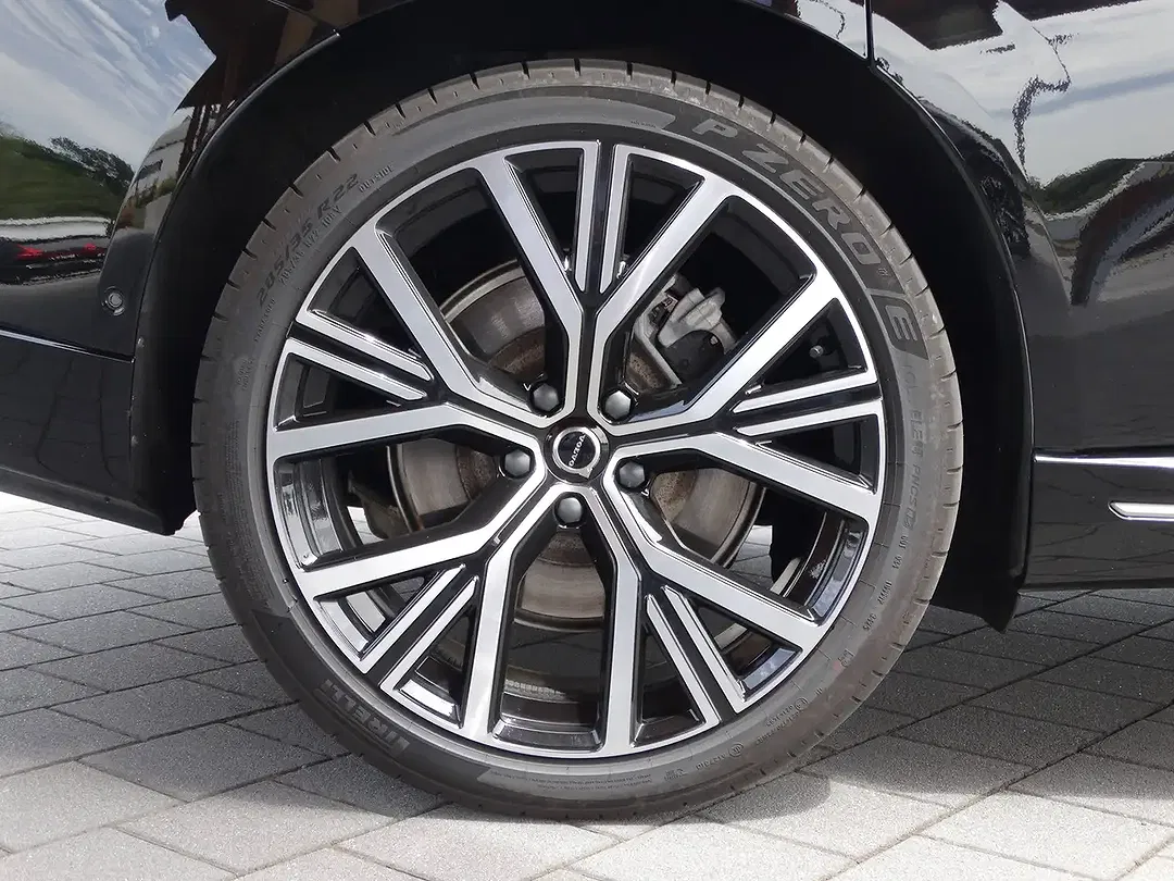 Volvo ES90 Single Motor Extended Range Ultra - Thumbnail 9