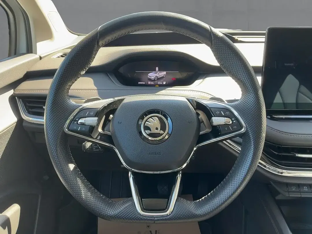 Skoda Enyaq 80 Suite - Thumbnail 9